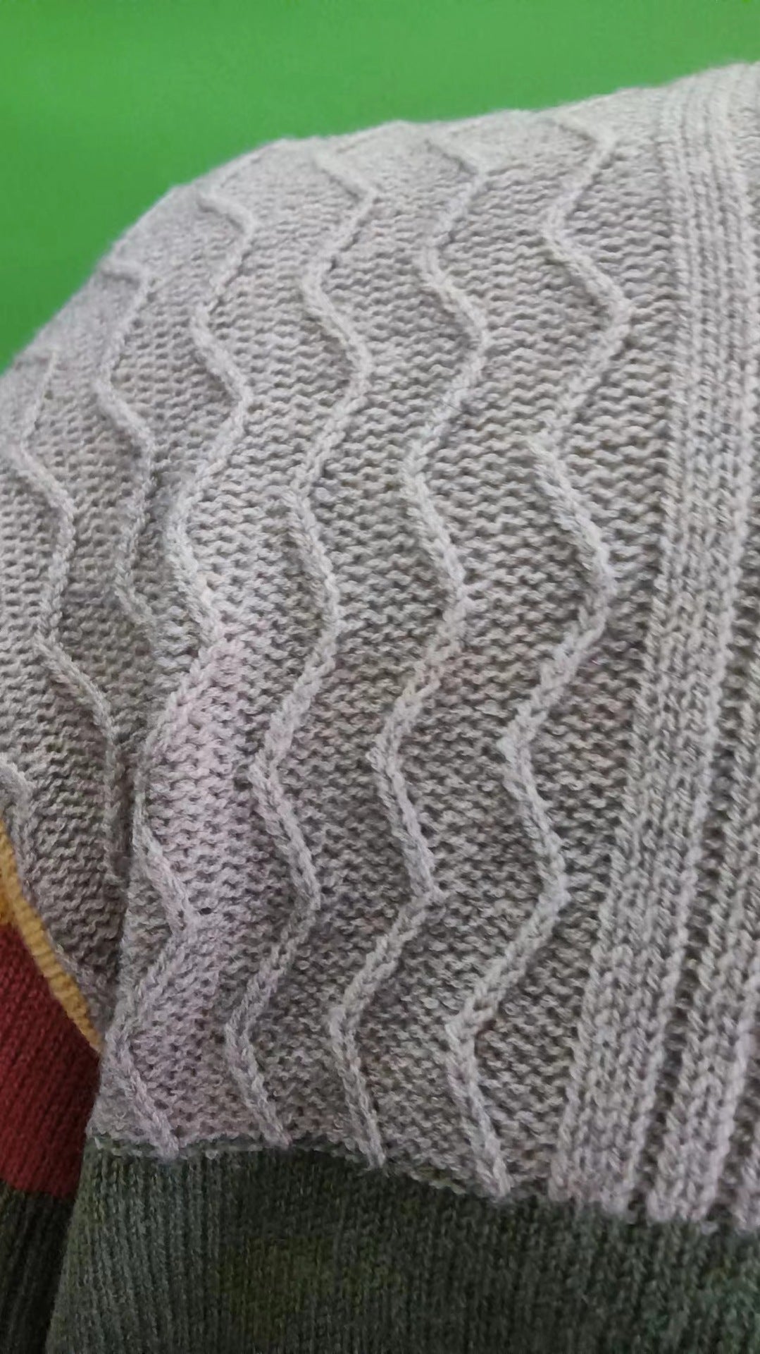 Suéter de cuello alto bicolor para otoño/invierno