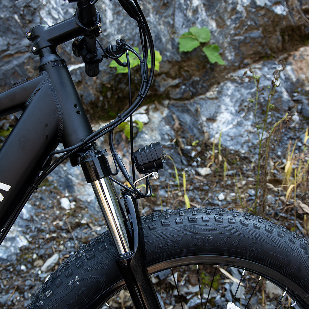 VTT Électrique 1000W Batterie 48V - Fat Bike 26 Pouces - Camp de Base Farzen