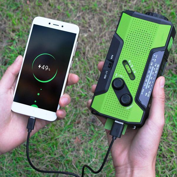 Radio Solaire de Poche 5-en-1 | Dynamo, Power Bank & Lampe Torche LED | Kit Survie - Camp de Base Farzen