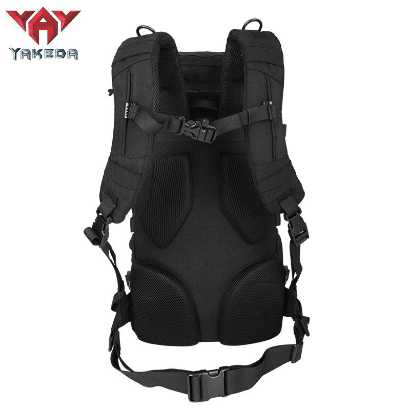 Sac à Dos Camping 60L Polyester 1000D - Trekking 1,17kg - Camp de Base Farzen