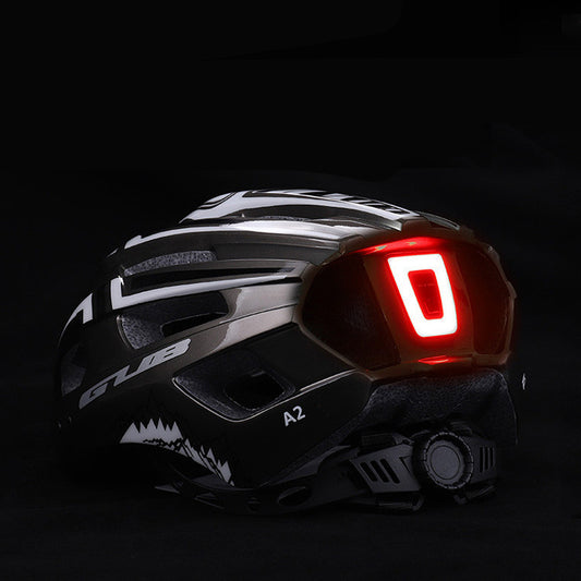 Casque Vélo Feu Arrière USB Rechargeable - Sécurité LED - Camp de Base Farzen